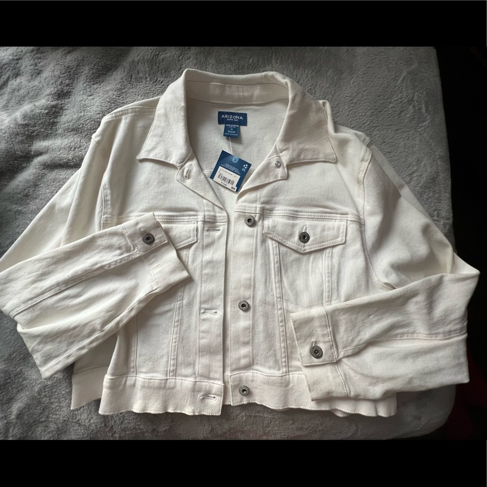 New White Arizona Jean Jacket